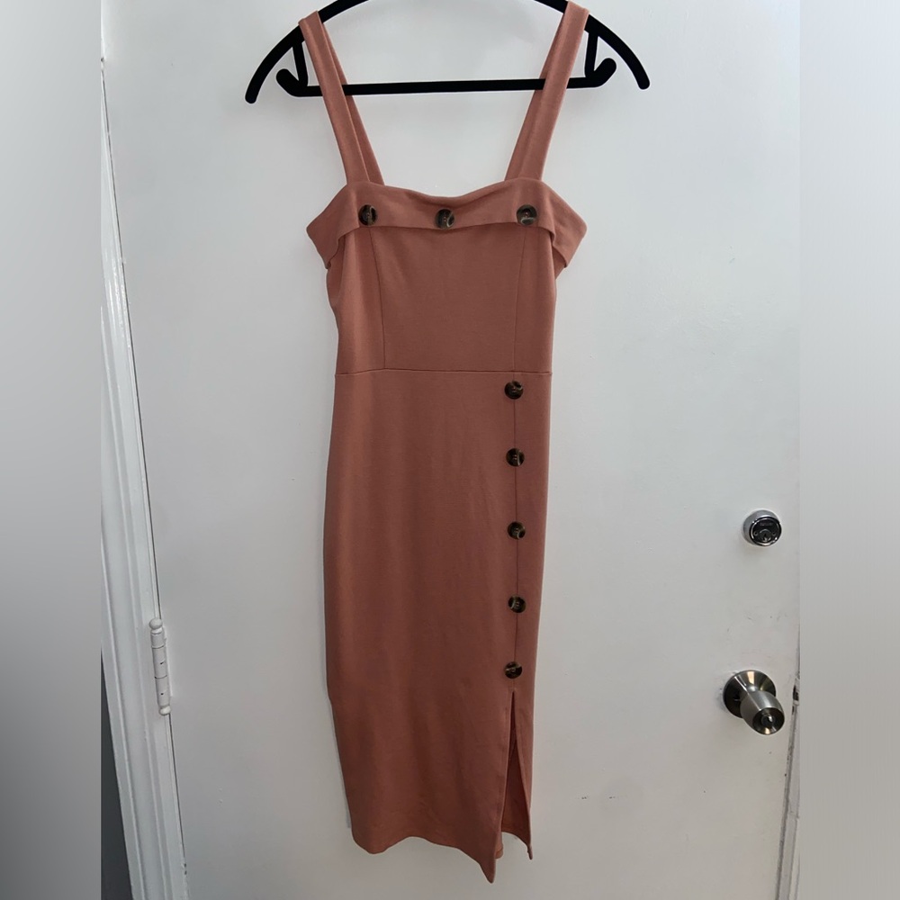 Sleeveless midi bodycon dress
